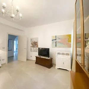  Appartement Comfortable Sea Holidays And Walks